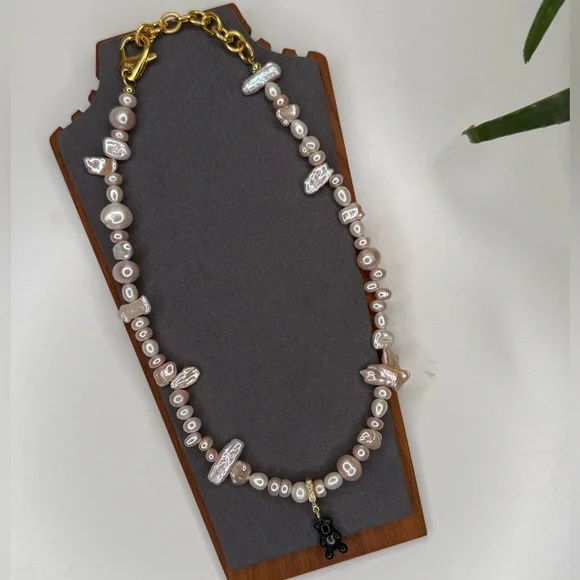 Joolz by Martha Calvo Bear It All Pearl Teddy Necklace MC Sold Out - Picture 5 of 10